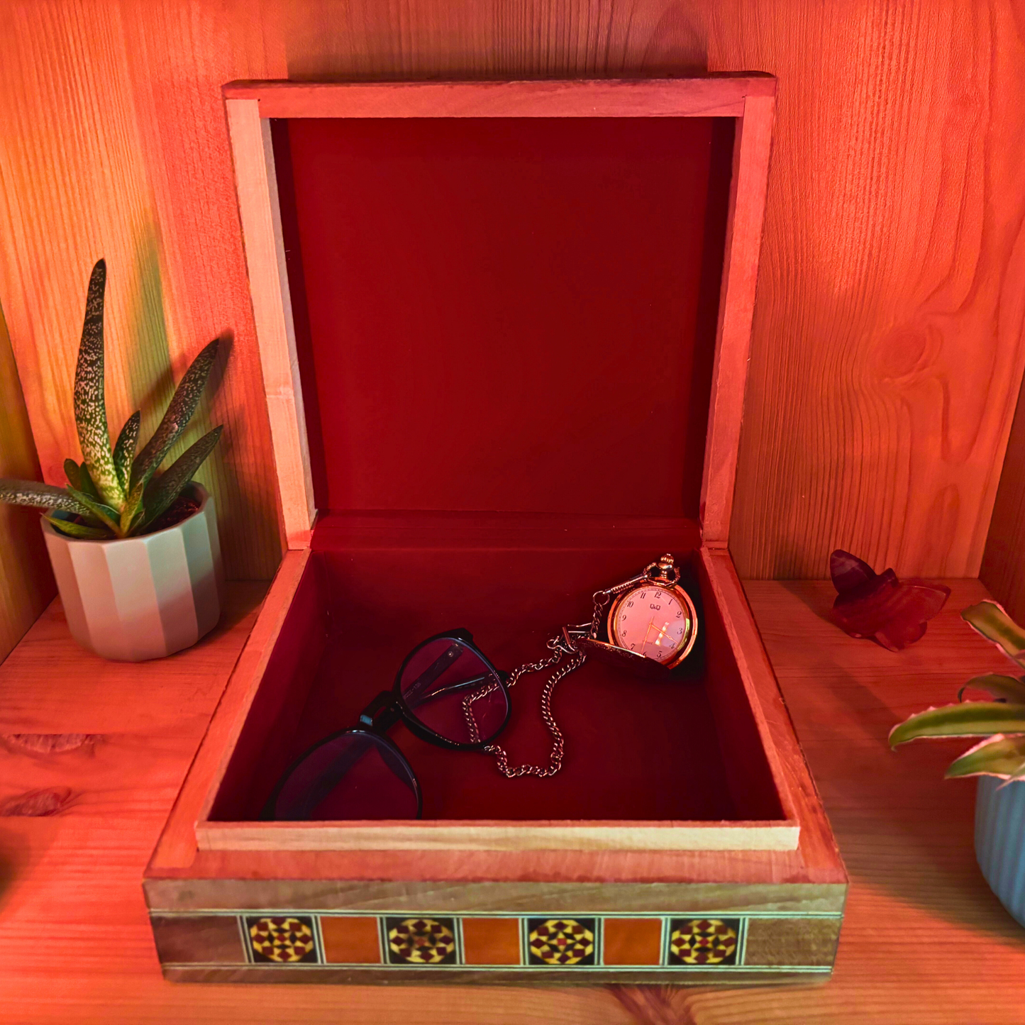 Scatola Damascena – Arte Artigianale per Gioielli e Ricordi