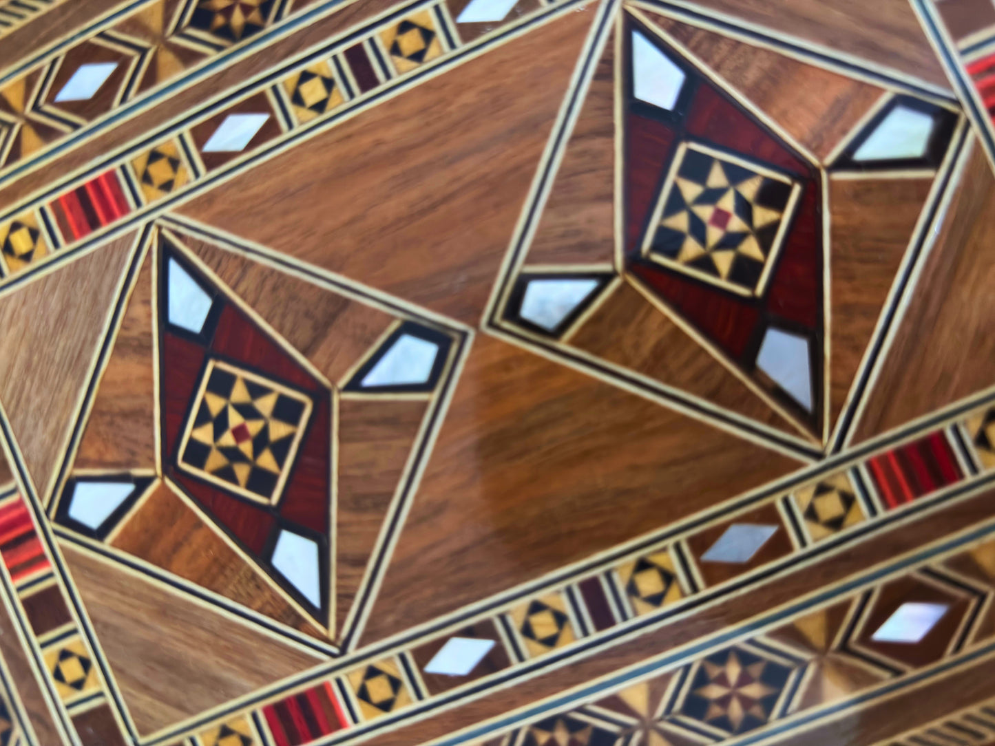 Scatola artigianale in mosaico per gioielli, intarsio in madreperla, elegante cofanetto in legno per ricordi, arte damascata -Edizione Limitata-