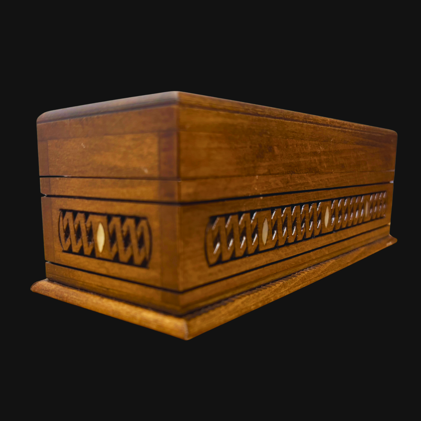 Boîte de Luxe Sculptée à la Main – Nacre & Velours