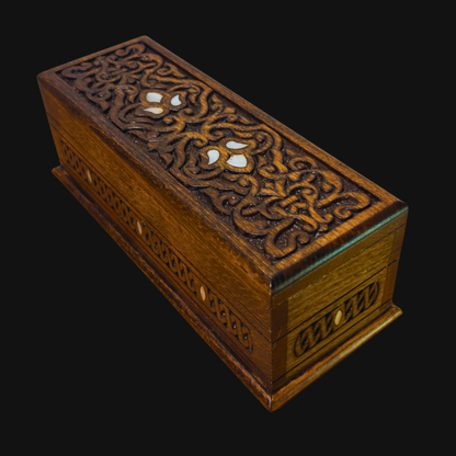 Handcrafted Luxury Carved Box – Mother of Pearl & Velvet Elegance