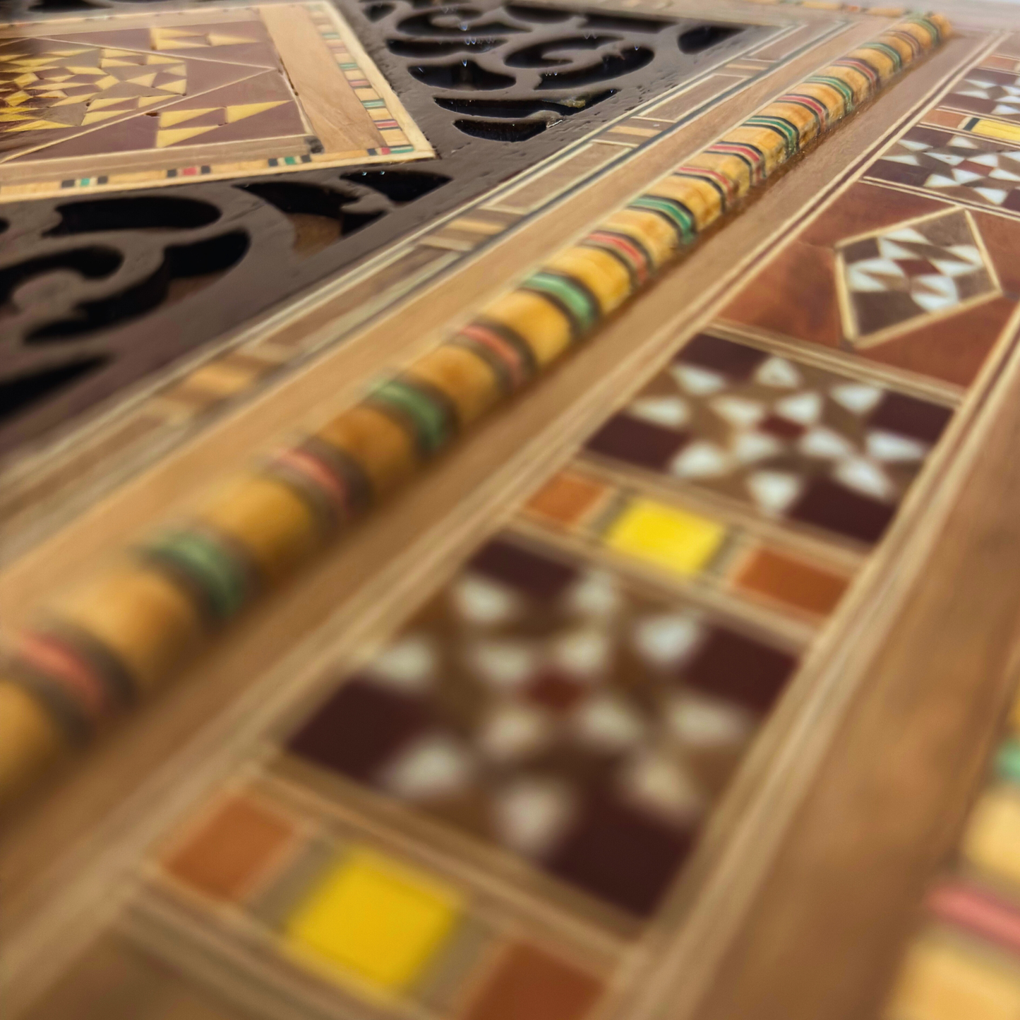 Damasceense Sieradenkist – Fluweelgevoerde Elegantie