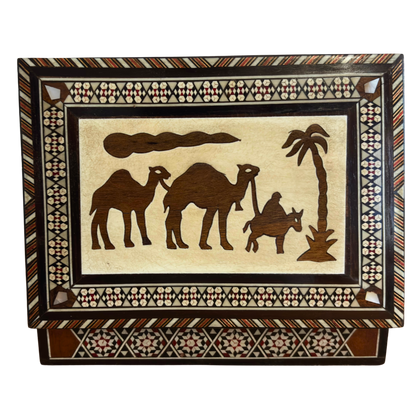 Scatola vintage per gioielli a mosaico con cammello – Arte damascata artigianale del 1970 con intarsio di madreperla