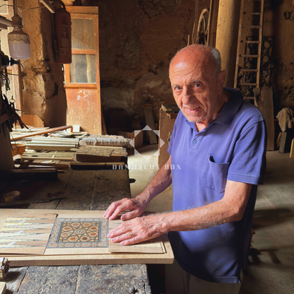 Scatola Damascena a Mosaico di Gaby Al Dayeh – Madreperla e Velluto